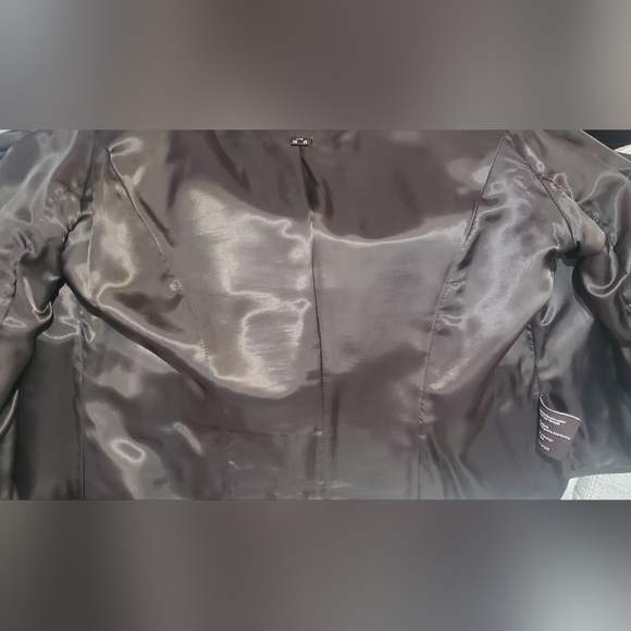 Brown Leather jacket - Picture 3 of 4